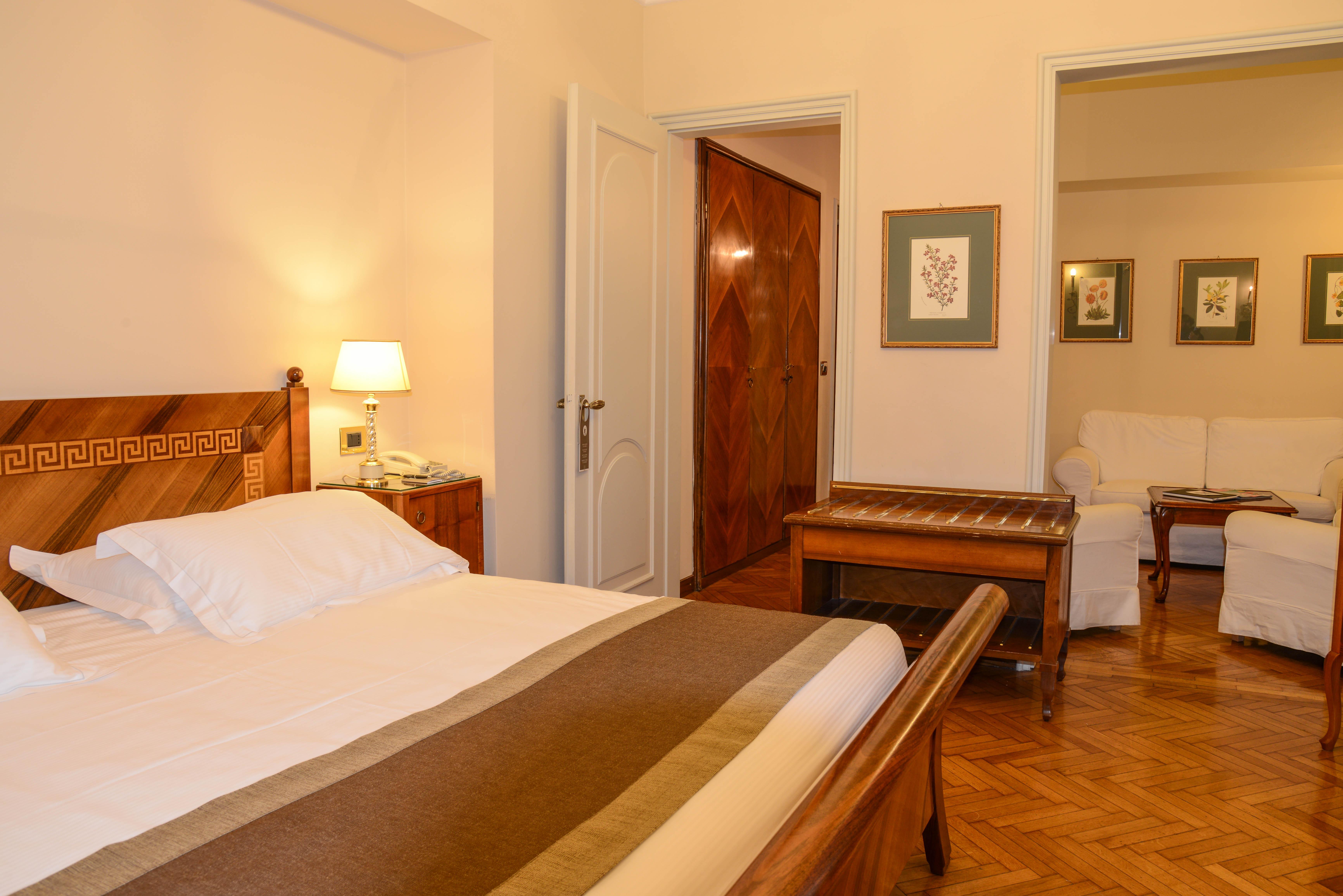 Hotel Vittoria Μπρέσια Εξωτερικό φωτογραφία A room at the hotel